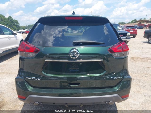 5N1AT2MV8JC720008 Nissan ROGUE SV