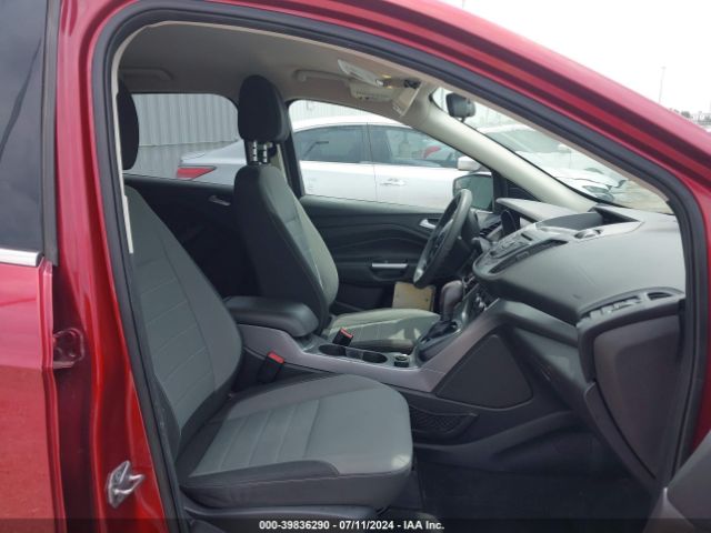 1FMCU0G72GUA78248 Ford ESCAPE SE