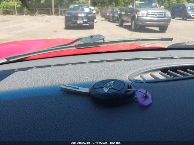 2006 MINI COOPER S WMWRH33526TK59604 Photo 10