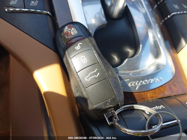 2012 PORSCHE CAYENNE HYBRID WP1AE2A25CLA90443 Photo 10