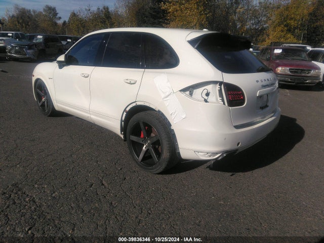 2012 PORSCHE CAYENNE HYBRID WP1AE2A25CLA90443 Photo 2