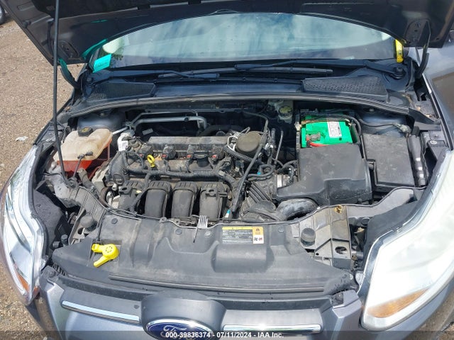 Ford FOCUS SE 2014 1FADP3F22EL258913 Image 10