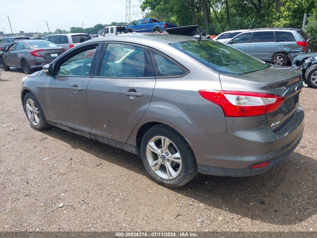 Ford FOCUS SE 2014 1FADP3F22EL258913 Image 3