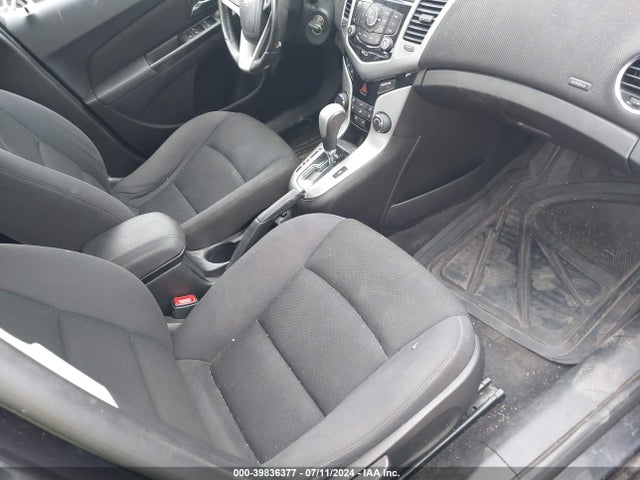 Chevrolet Cruze 1lt Auto 2014 1G1PC5SB3E7438181 Image 5