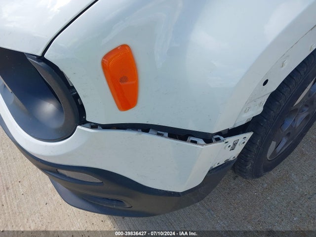 ZACCJAAH2FPC19789 Jeep Renegade Sport