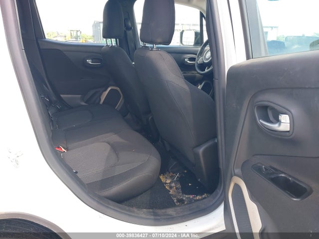 ZACCJAAH2FPC19789 Jeep Renegade Sport