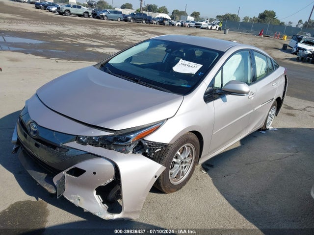 Toyota Prius Prime Limited 2020 JTDKARFP8L3135180 Image 2