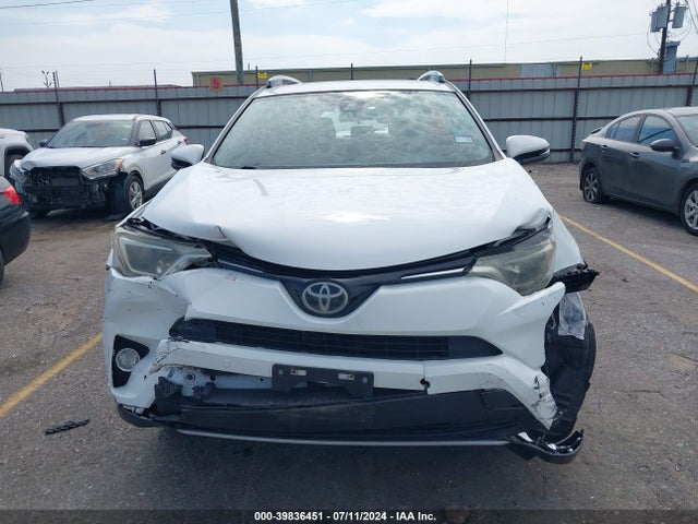 Toyota Rav4 Xle 2017 JTMWFREV4HJ111500 Image 12
