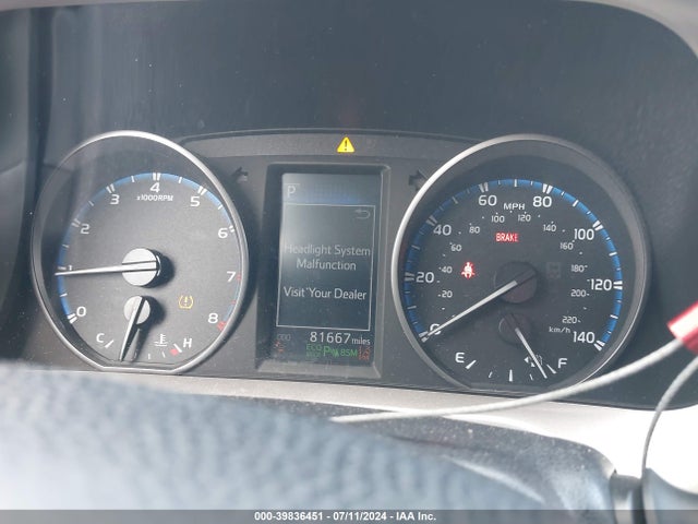 Toyota Rav4 Xle 2017 JTMWFREV4HJ111500 Image 7