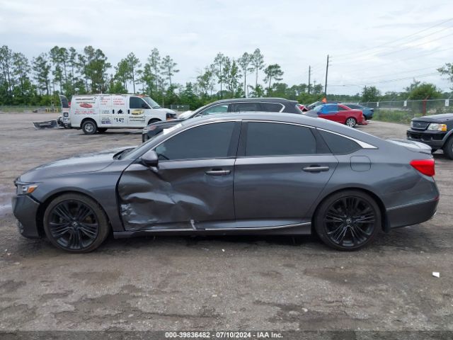 1HGCV1F92JA114430 Honda Accord Touring