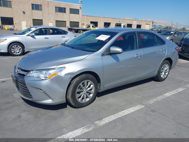 Toyota CAMRY LE 2017 4T1BF1FK6HU760116 Image 2