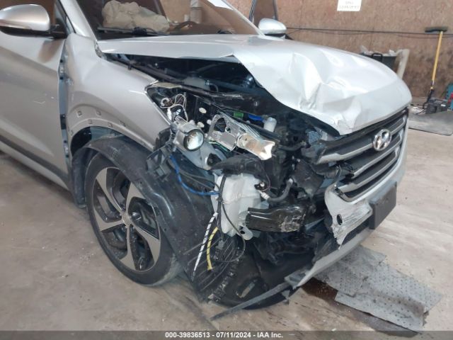KM8J33A24JU751086 Hyundai Tucson Value