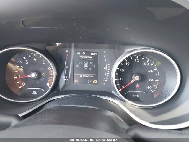 3C4NJCBBXMT505247 Jeep Compass Altitude Fwd