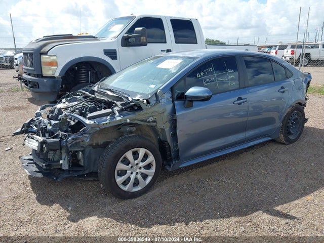 Toyota COROLLA LE 2022 5YFEPMAEXNP362658 Image 2