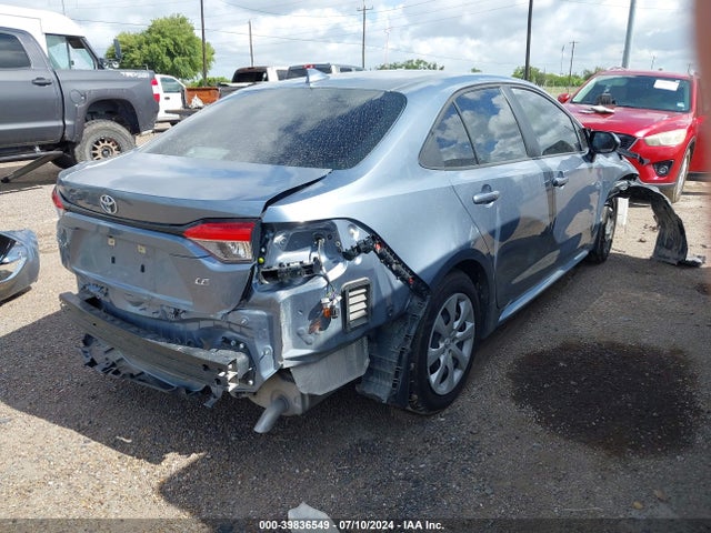 Toyota COROLLA LE 2022 5YFEPMAEXNP362658 Image 4