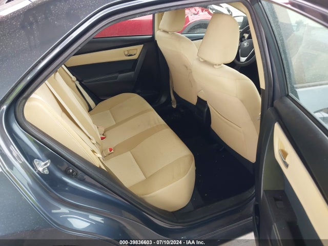 Toyota COROLLA LE 2018 5YFBURHE9JP825804 Image 8