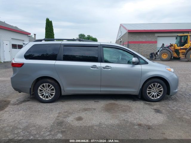 5TDYK3DCXFS663729 Toyota Sienna Xle 8 Passenger