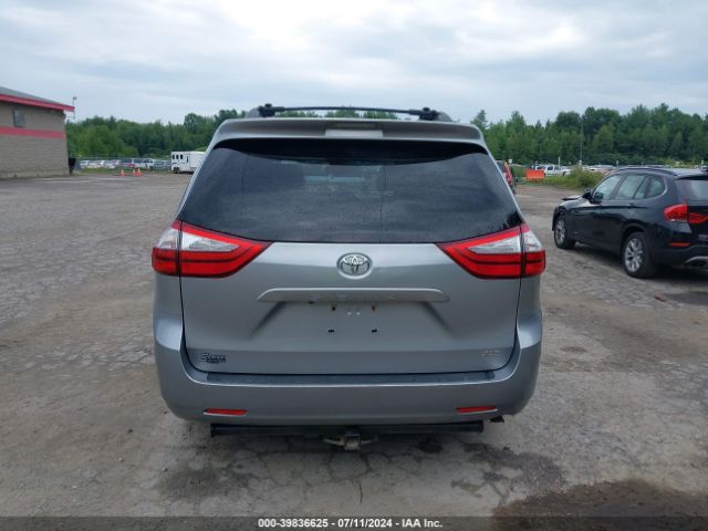 5TDYK3DCXFS663729 Toyota Sienna Xle 8 Passenger