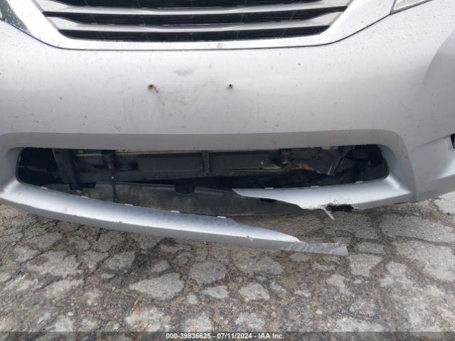 5TDYK3DCXFS663729 Toyota Sienna Xle 8 Passenger