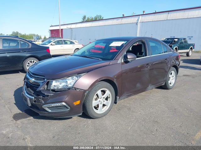 Chevrolet Cruze 1lt Auto 2015 1G1PC5SB7F7251558 Image 2