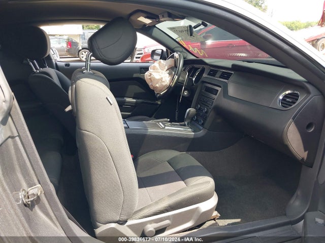 Ford Mustang V6 2014 1ZVBP8AM1E5240850 Image 5