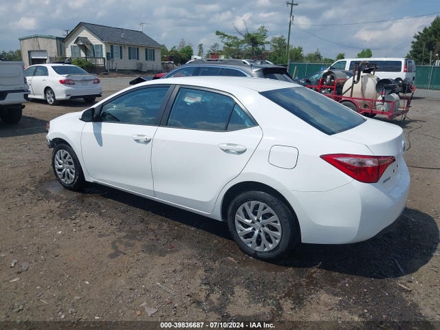 Toyota COROLLA LE 2019 2T1BURHEXKC141829 Image 3