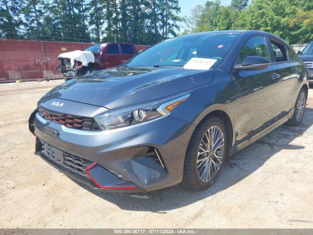 3KPF54AD2NE440479 KIA Forte Gt-line