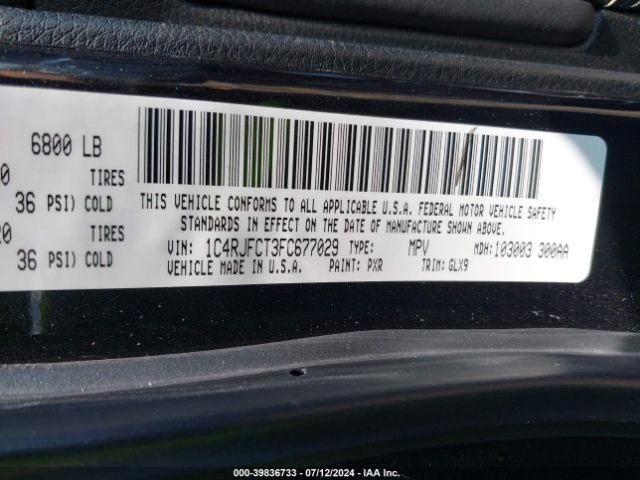 1C4RJFCT3FC677029 Jeep Grand Cherokee Overland