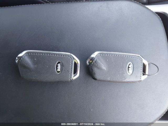 KNAE55LC9J6018325 KIA Stinger Gt2