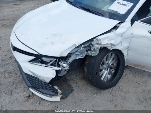 4T1C11AKXNU068432 Toyota CAMRY LE