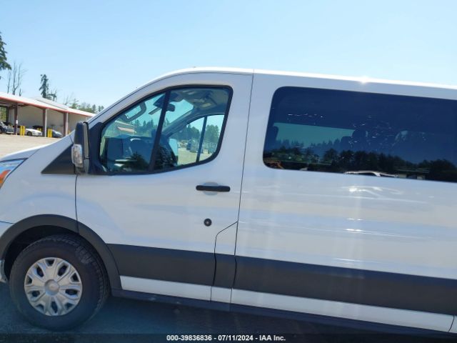 1FBAX2Y86NKA43957 Ford Transit-350 Passenger Van Xlt