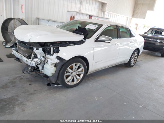 Chevrolet IMPALA 1LT 2018 2G1105S37J9146792 Image 2