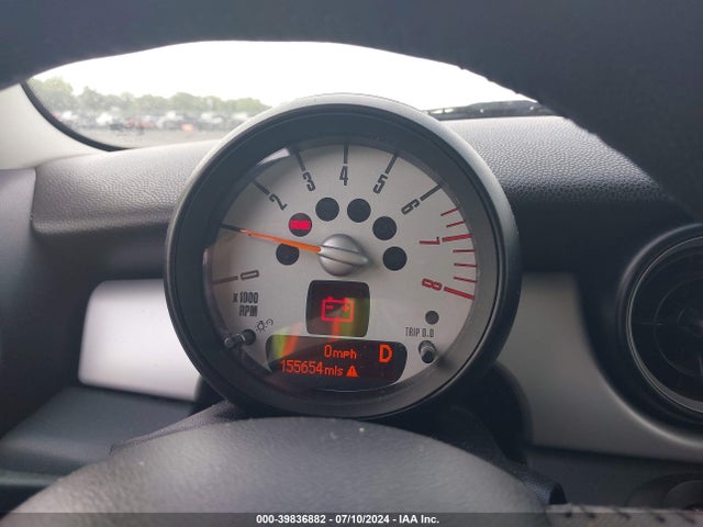 2012 MINI COOPER CLUBMAN WMWZF3C56CT489261 Photo 6