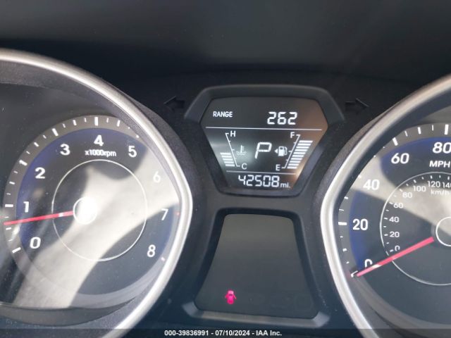 5NPDH4AE5FH612881 Hyundai ELANTRA SE