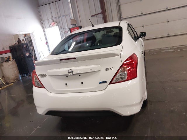 Nissan Versa 1.6 Sv 2015 3N1CN7AP8FL897392 Image 16