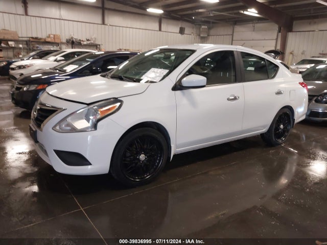Nissan Versa 1.6 Sv 2015 3N1CN7AP8FL897392 Image 2