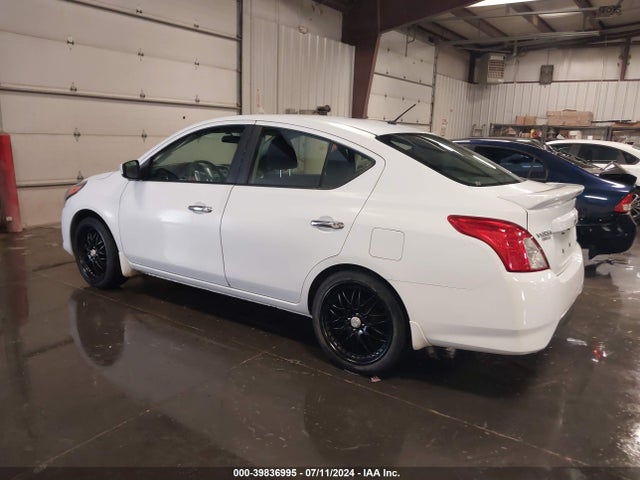 Nissan Versa 1.6 Sv 2015 3N1CN7AP8FL897392 Image 3