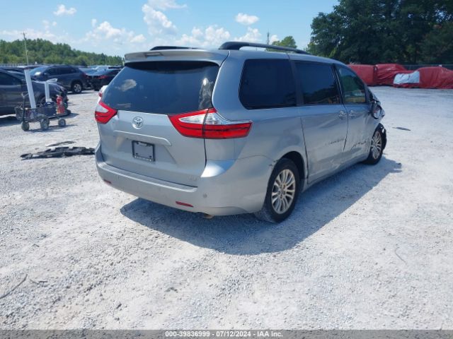 5TDYK3DC0FS678983 Toyota Sienna Xle Premium 8 Passenger