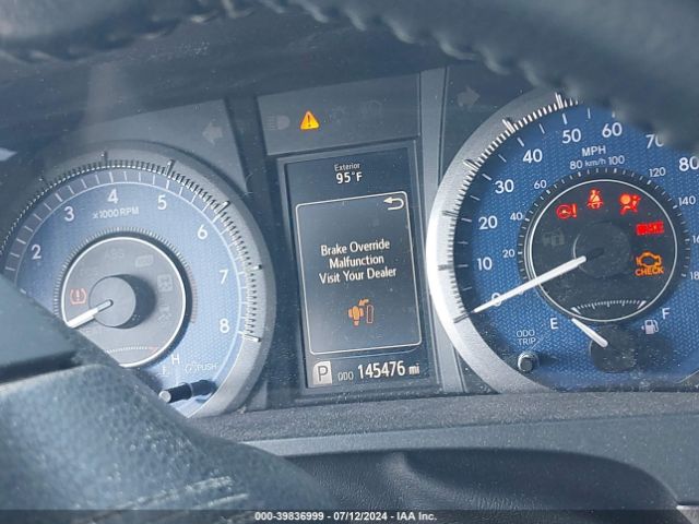 5TDYK3DC0FS678983 Toyota Sienna Xle Premium 8 Passenger