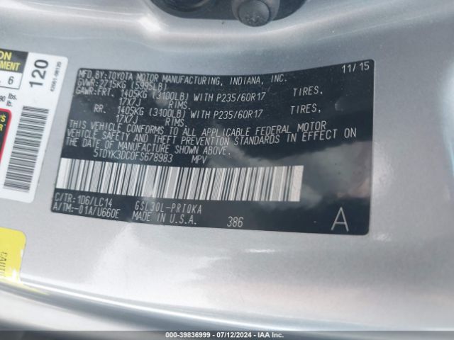 5TDYK3DC0FS678983 Toyota Sienna Xle Premium 8 Passenger