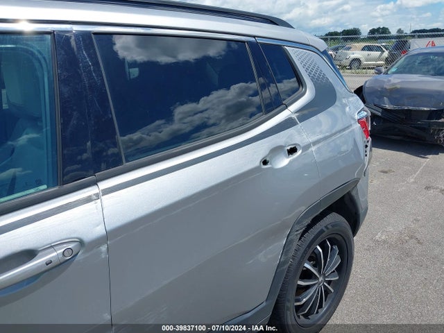 3C4NJDBB1JT408715 Jeep Compass Latitude 4x4