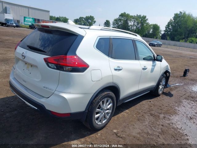 JN8AT2MV3HW283522 Nissan ROGUE SV