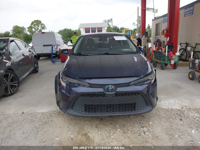 Toyota Corolla Hybrid Le 2021 JTDEAMDE1MJ026364 Image 12