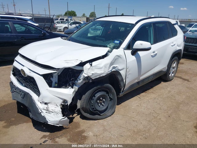 Toyota Rav4 Xle 2020 2T3W1RFV9LC052601 Image 2