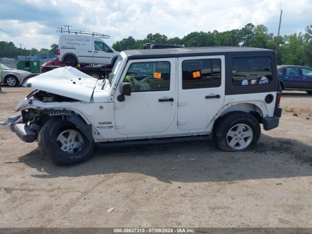 1C4BJWDG8JL860308 Jeep Wrangler Jk Unlimited Sport S 4x4
