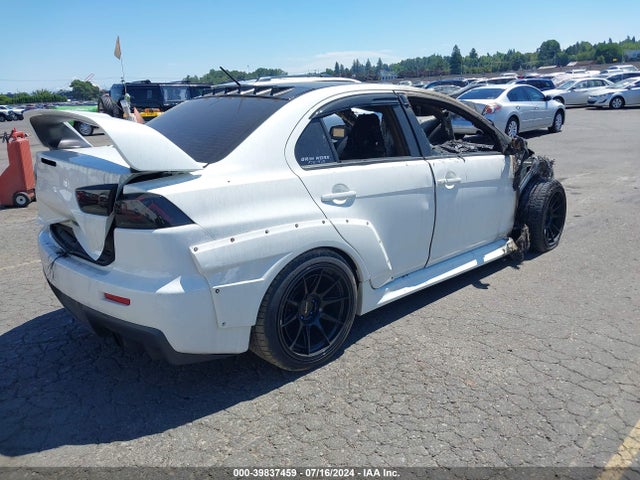 2011 MITSUBISHI LANCER EVOLUTION JA32W8FV7BU044273 Photo 3