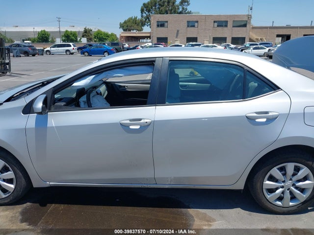 Toyota COROLLA LE 2016 5YFBURHE7GP452500 Image 15