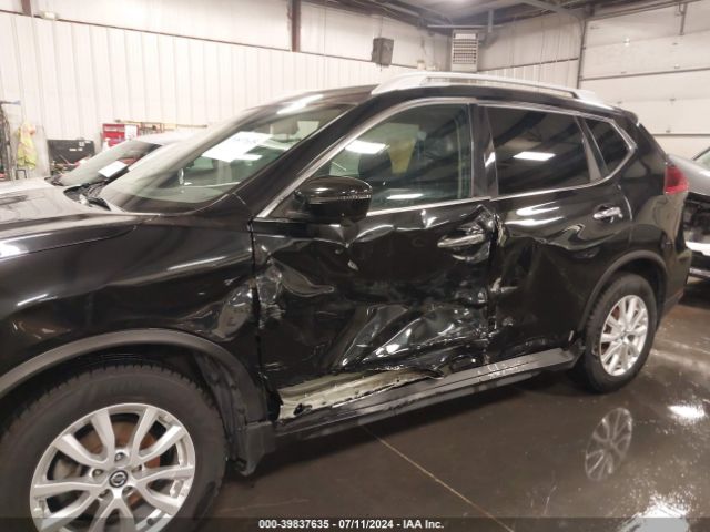 5N1AT2MV9JC755334 Nissan ROGUE SV