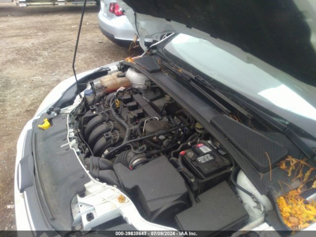 1FADP3K27EL105725 Ford FOCUS SE