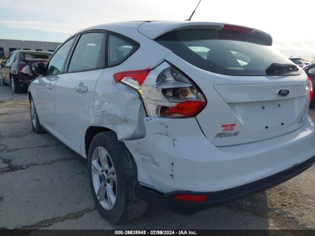 1FADP3K27EL105725 Ford FOCUS SE